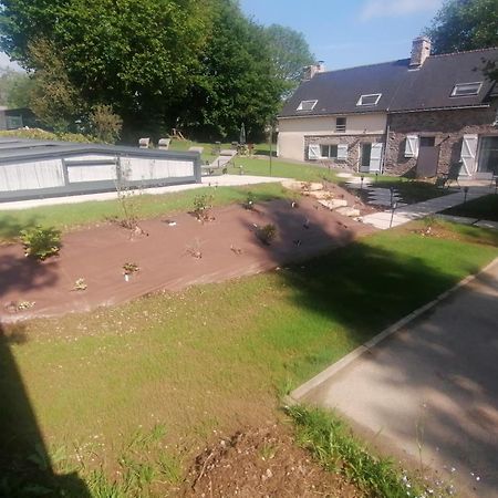 Les Gites De L'Etang De La Foret Brandivy Bagian luar foto